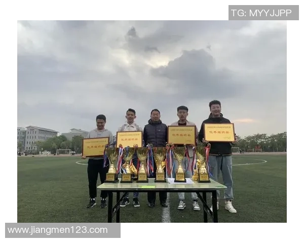 武汉足球队的崛起之路：奥运会特别报道见证奋斗与荣耀